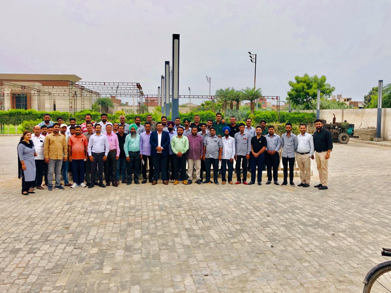 JOHN DEERE SALES MEET HISAR